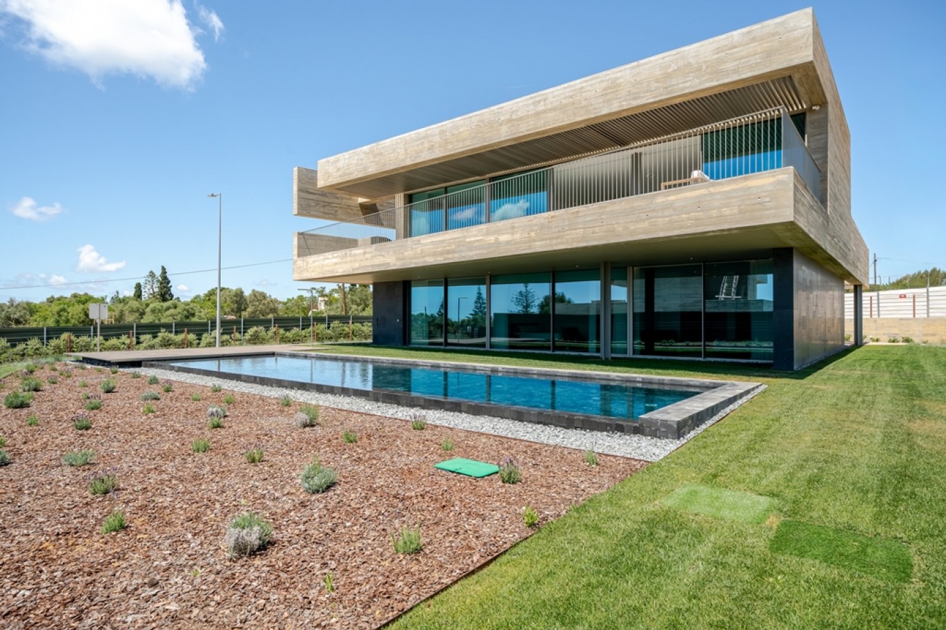 Moderna Moradia chave na mão para venda na Luz, Lagos, Algarve_366026