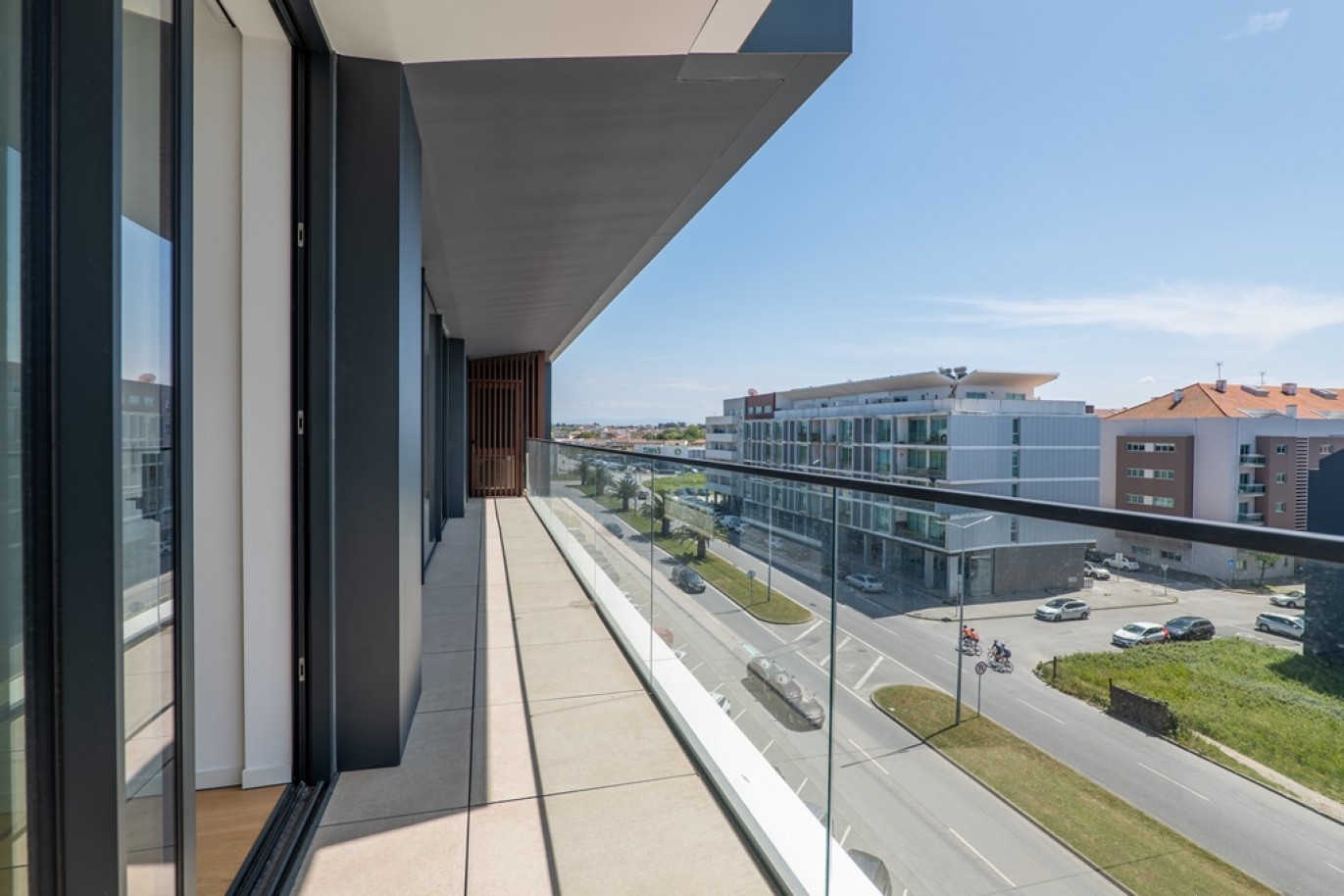 Apartamento T3 com varandas e vistas desafogadas em Aveiro_366240