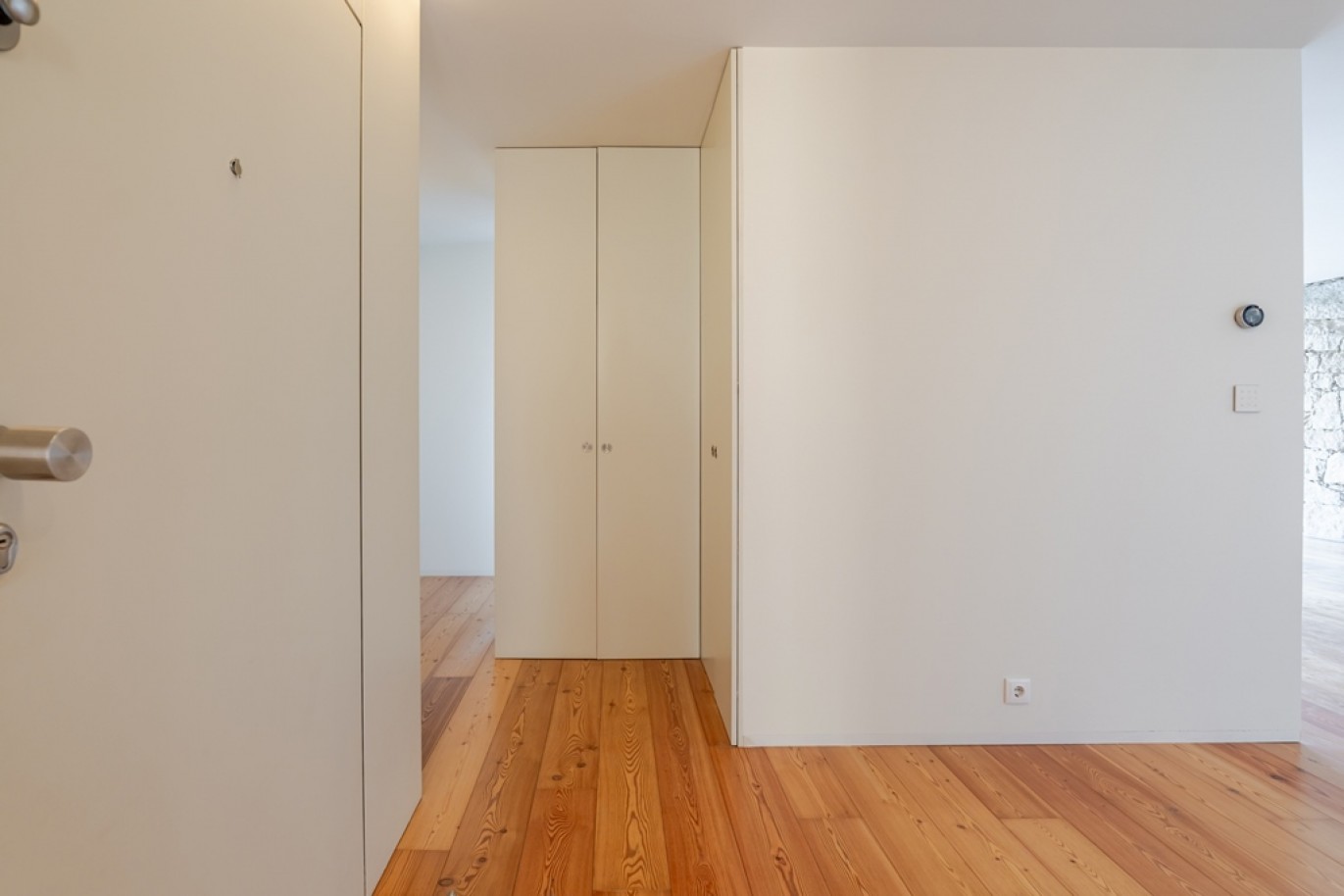 Vier-Zimmer-Wohnung mit Balkonen und Flussblick in Gaia, Portugal_366542