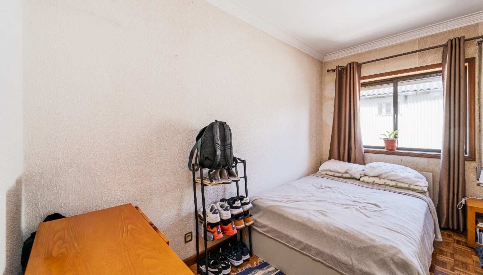 Piso de 3 habitaciones con balcón en venta Leça da Palmeira, Portugal_366954