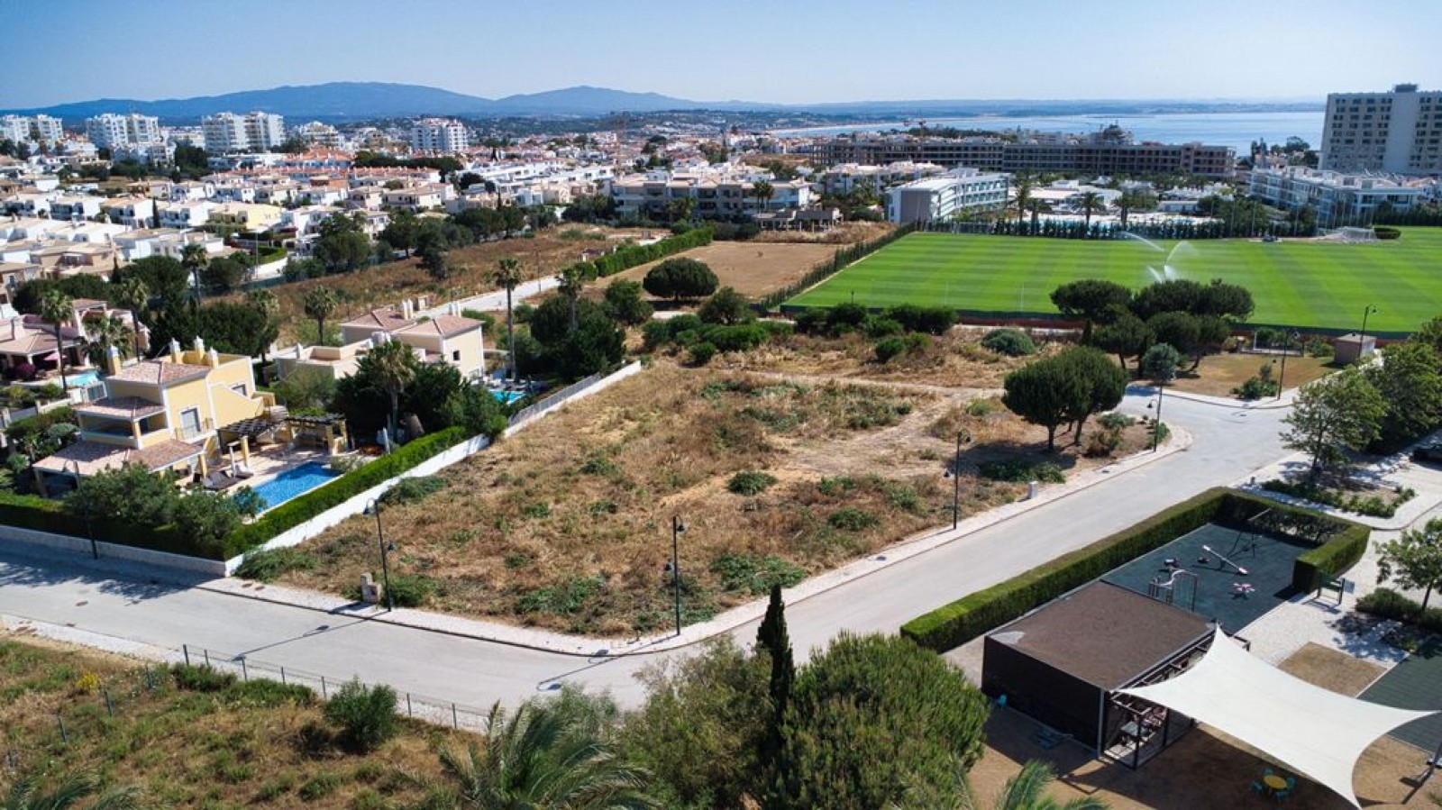 Parcela de terreno para construir en venta en Lagos, Algarve, Portugal_367055