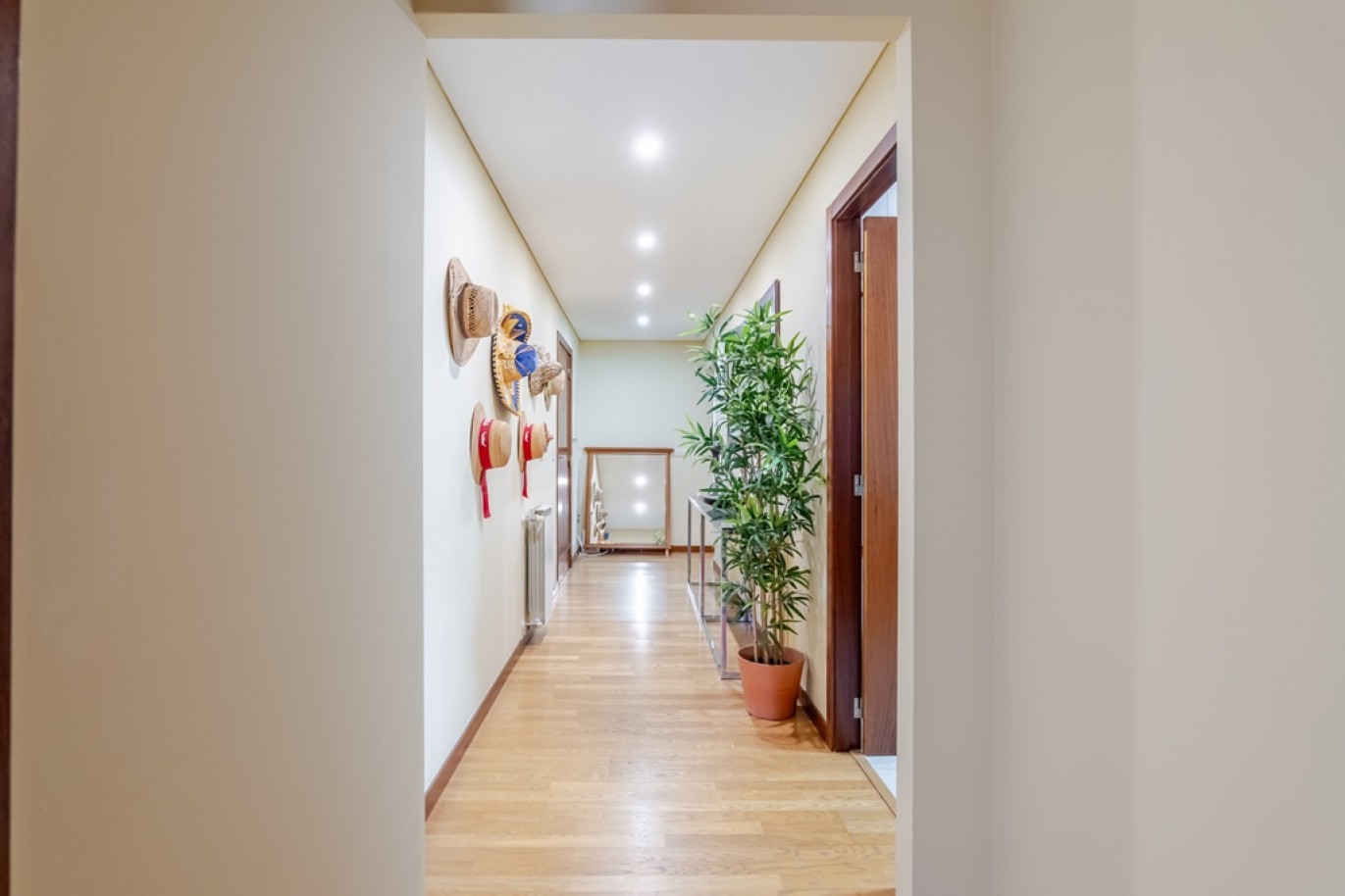 Piso de 3 dormitorios en venta en Paranhos en Porto, Portugal_367157