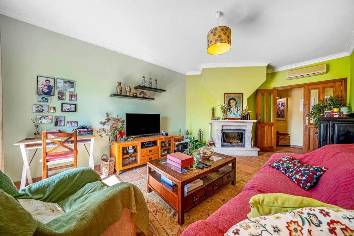 Piso duplex de 4 dormitorios en venta en Loulé, Algarve, Portugal_367450