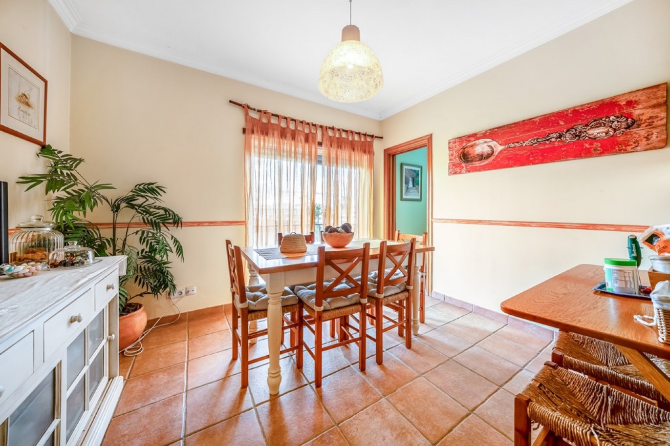 Piso duplex de 4 dormitorios en venta en Loulé, Algarve, Portugal_367453