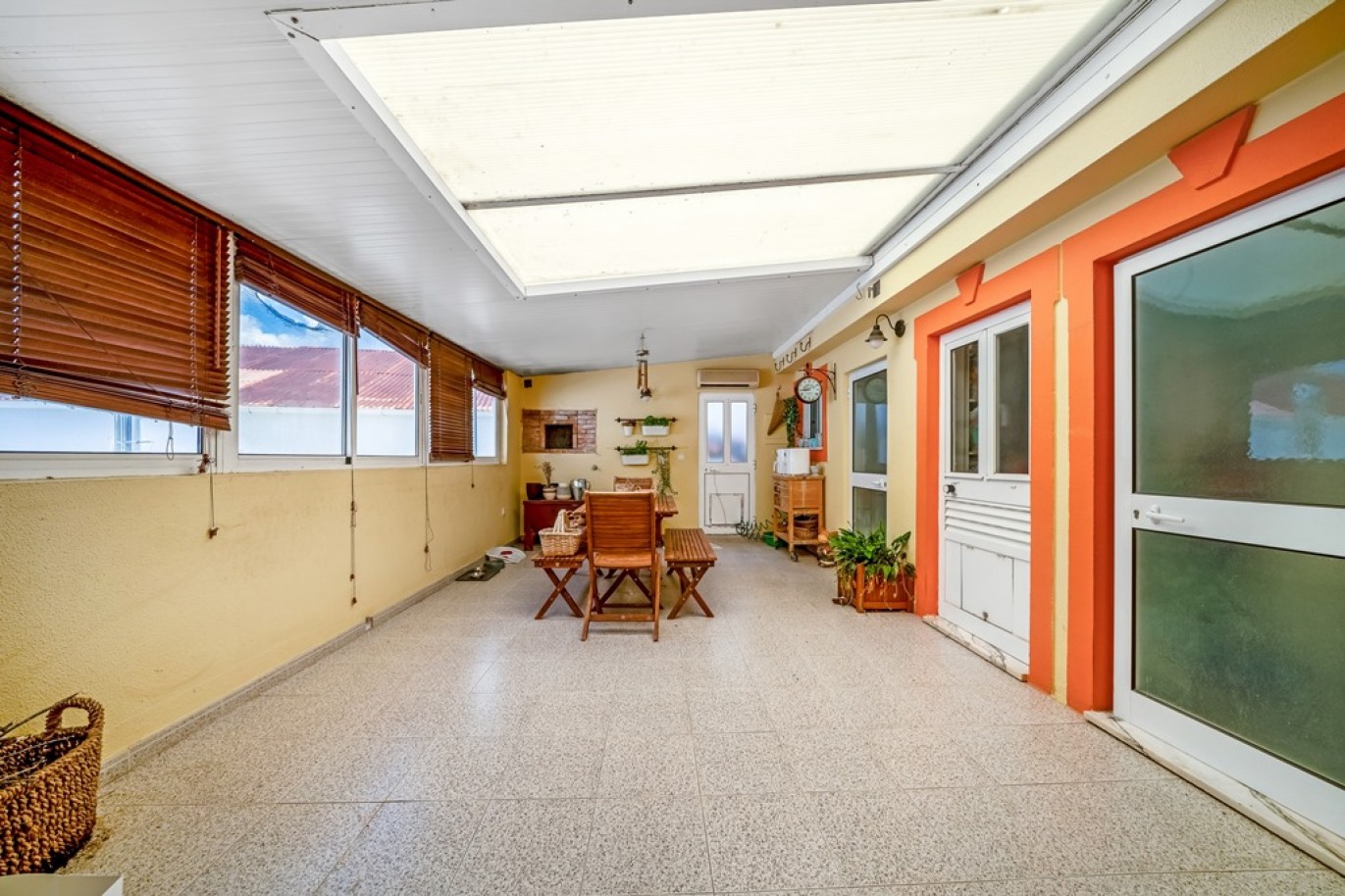 Piso duplex de 4 dormitorios en venta en Loulé, Algarve, Portugal_367457