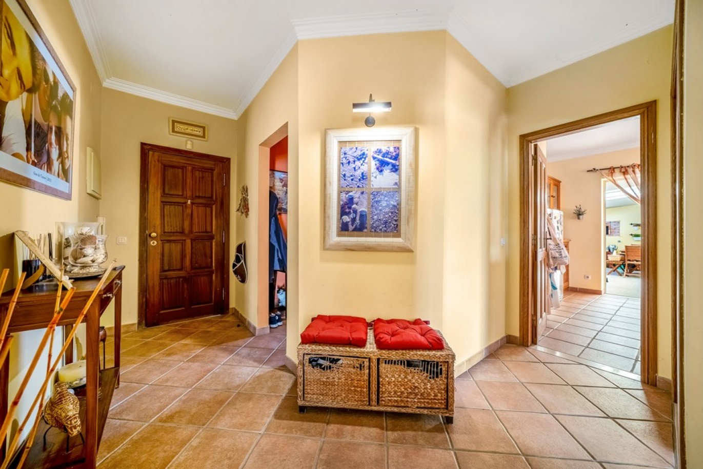 Piso duplex de 4 dormitorios en venta en Loulé, Algarve, Portugal_367460