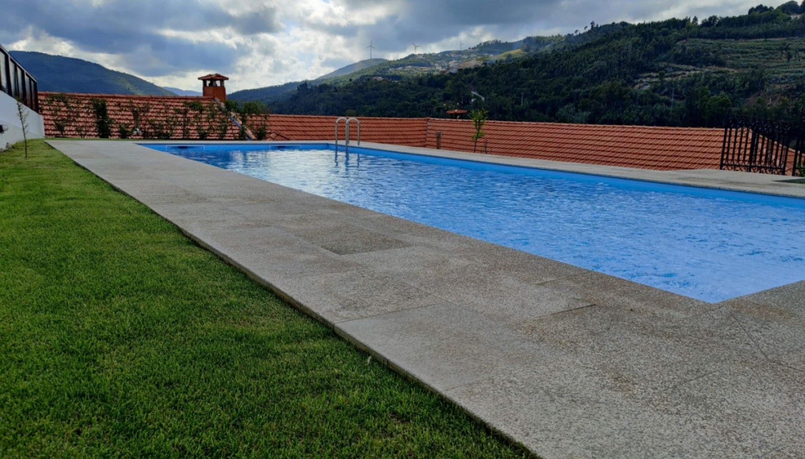 Quinta com casa de campo e piscina, para venda, em Castelo de Paiva_367869