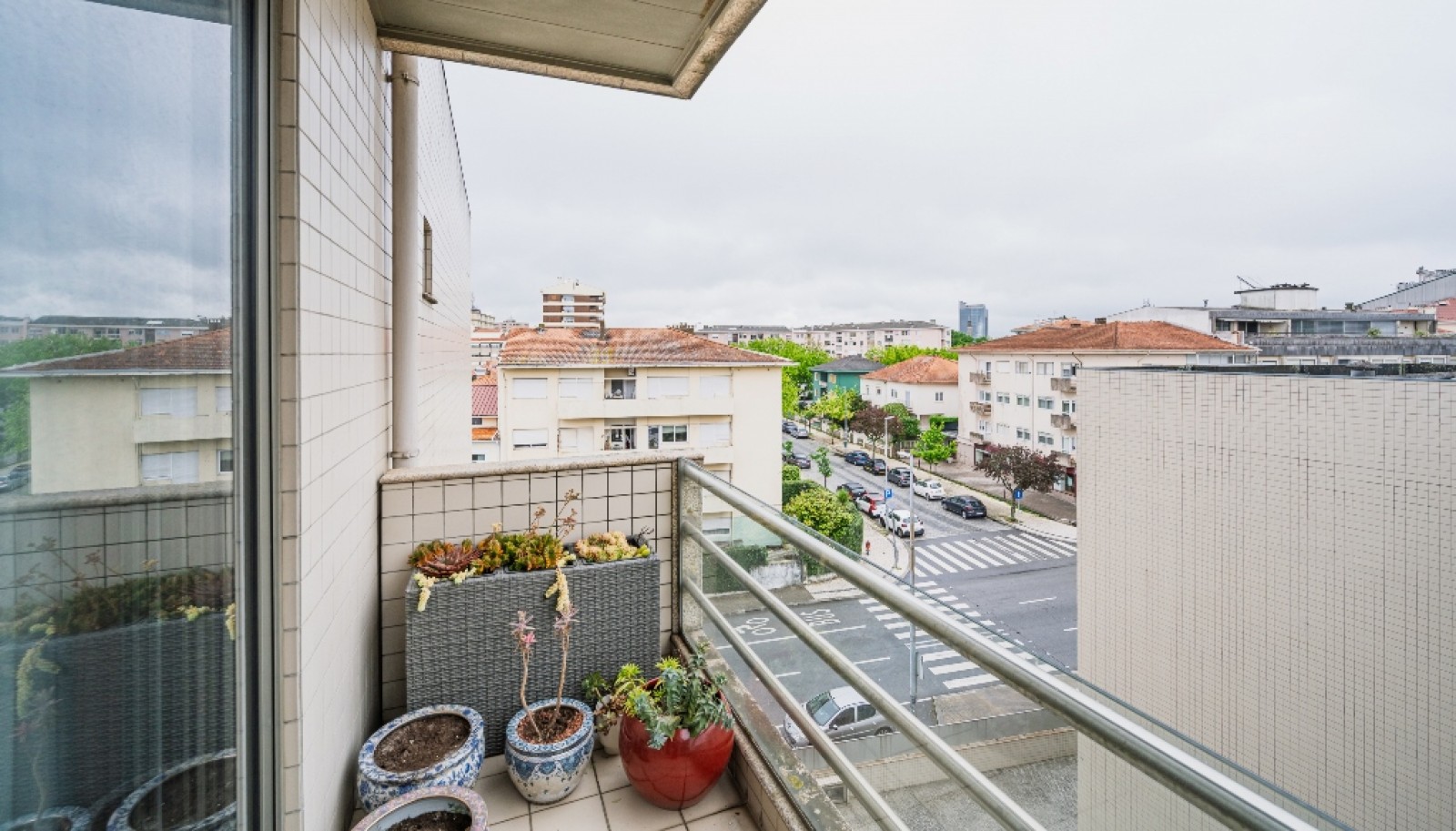 Appartement de 3 chambres avec balcons à vendre Bonfim, Porto, Portugal_367952