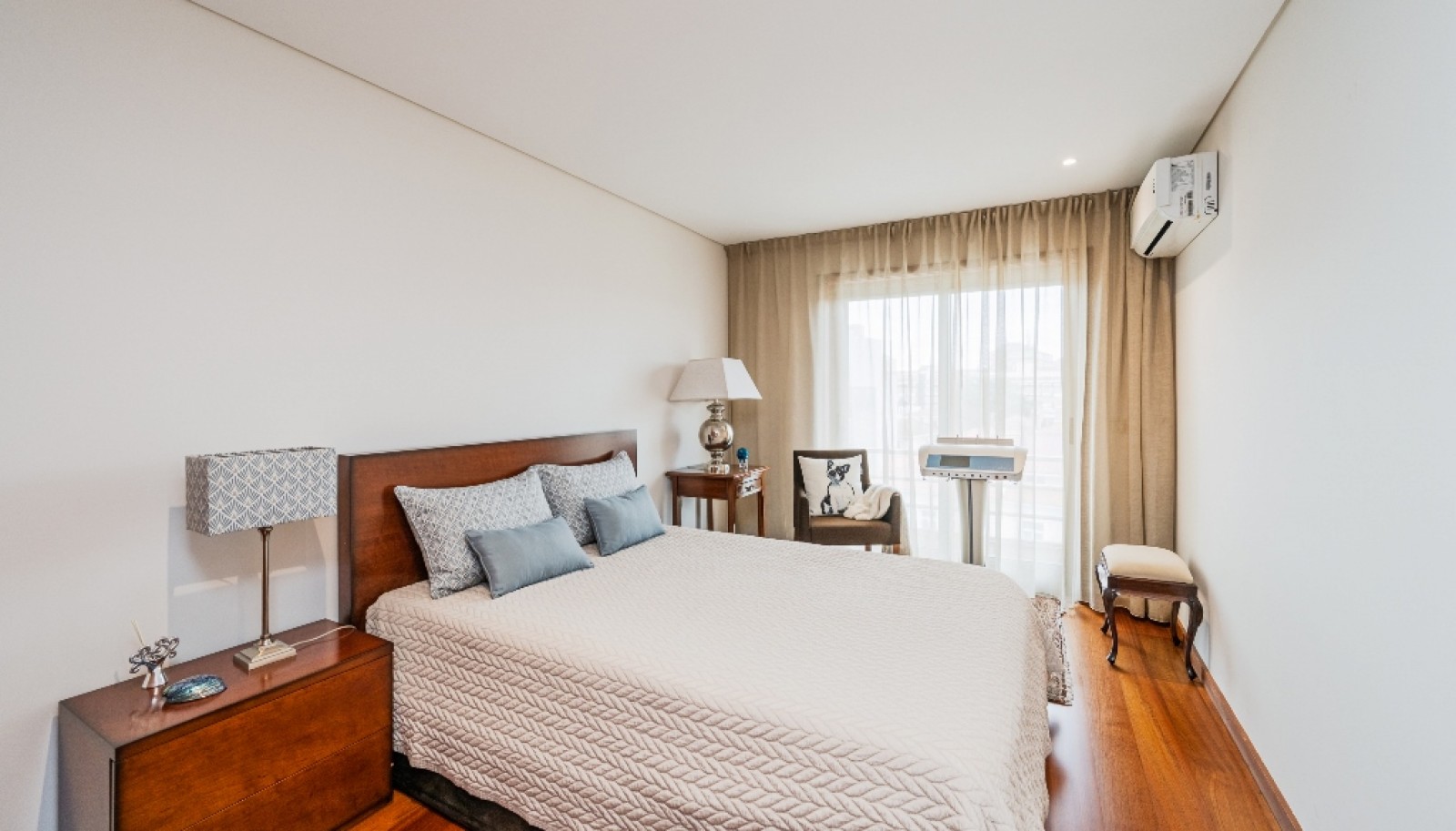 Appartement de 3 chambres avec balcons à vendre Bonfim, Porto, Portugal_367963