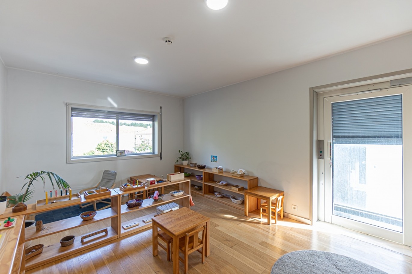 Moradia V4 com jardim para arrendamento no Porto_367995