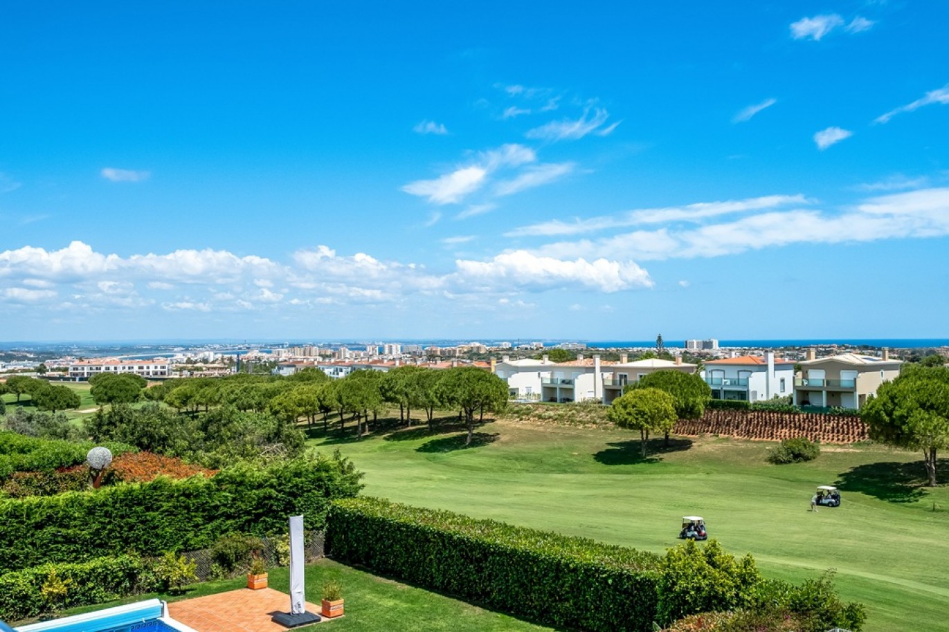 Moradia V5 com piscina, vista mar e golfe, à venda em Lagos, Algarve_368117