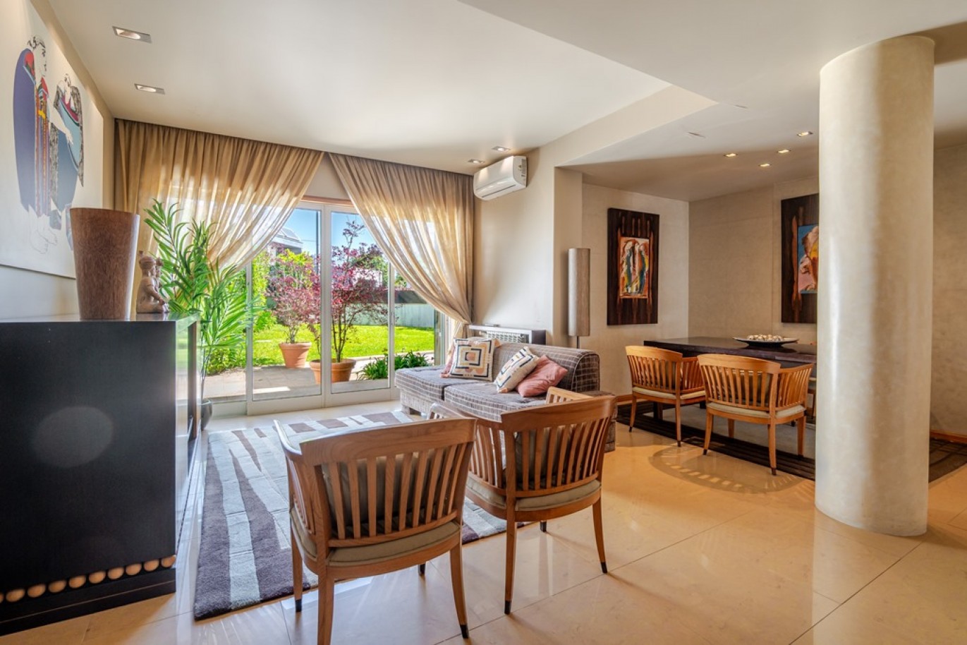 Vier-Schlafzimmer-Villa mit Garten und Innenpool in Famalicão, Portugal_368140