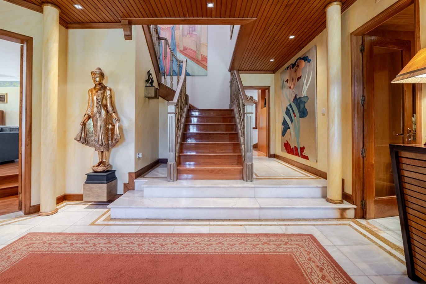 Vier-Schlafzimmer-Villa mit Garten und Innenpool in Famalicão, Portugal_368152