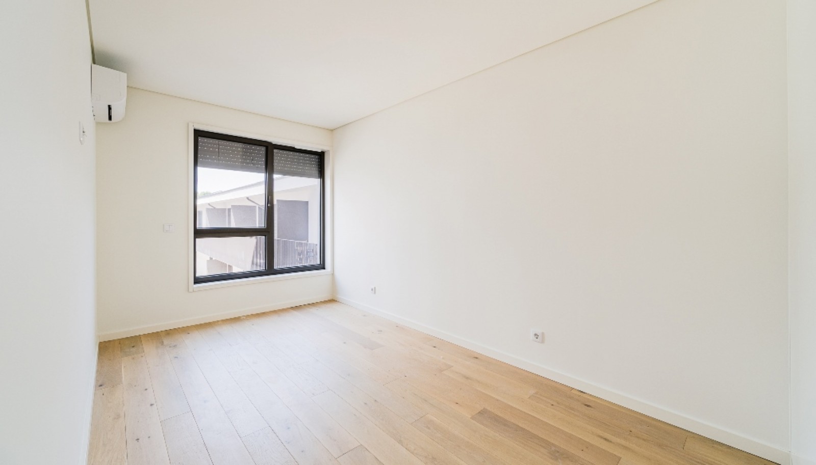 Apartamento novo com 3 quartos para venda no centro do Porto_368628