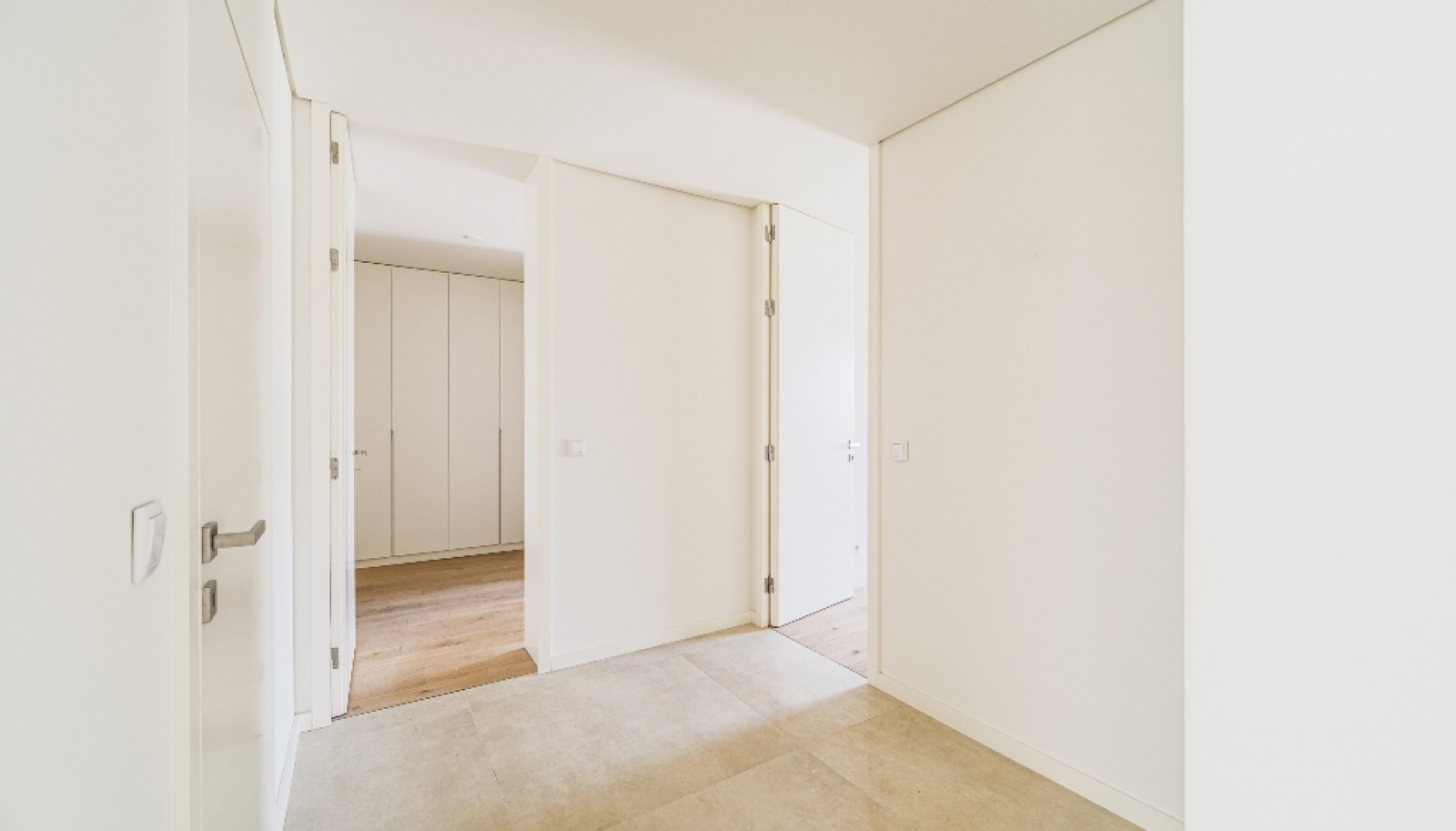 Apartamento novo com 3 quartos para venda no centro do Porto_368630