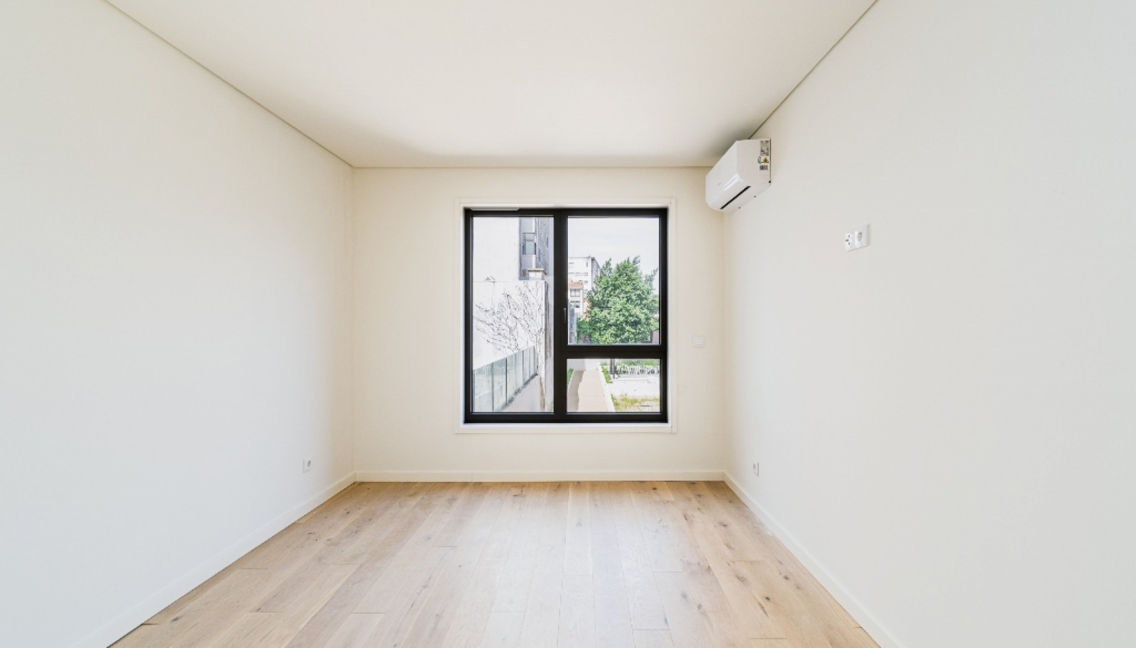 Apartamento novo com 3 quartos para venda no centro do Porto_368634