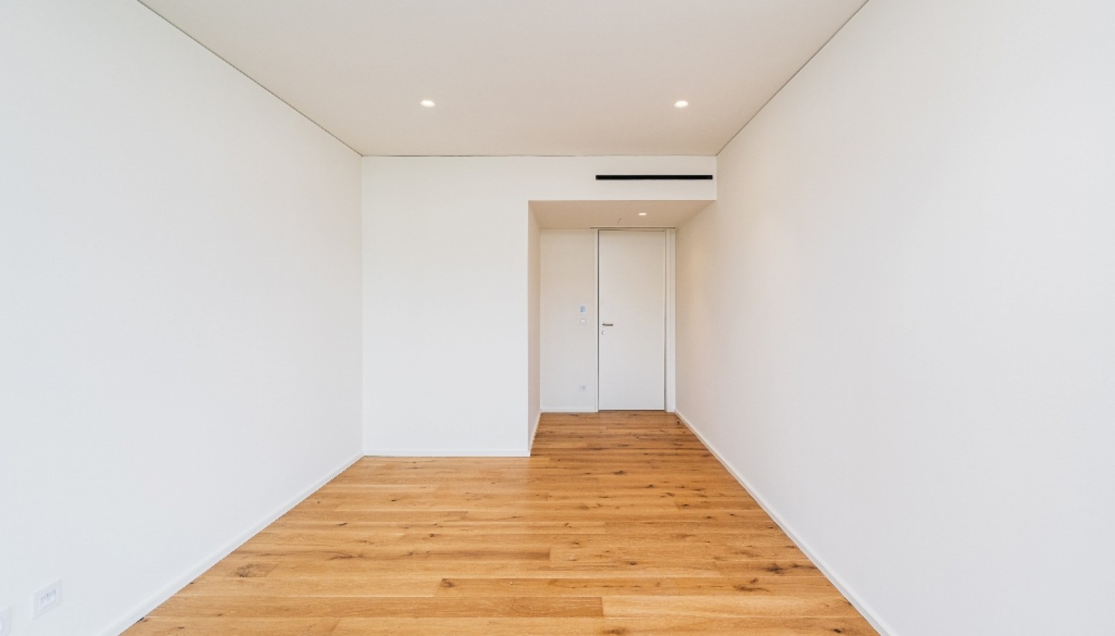 Piso de 4 dormitorios con vistas al mar, terraza y piscina, en venta, Gaia, Portugal_368880