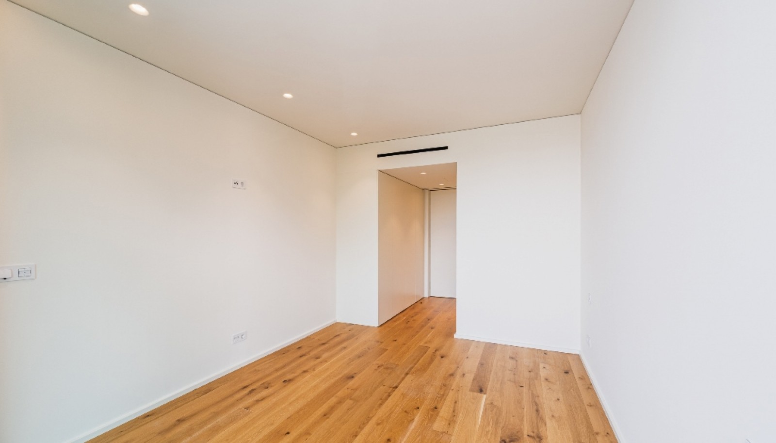 Piso de 4 dormitorios con vistas al mar, terraza y piscina, en venta, Gaia, Portugal_368891