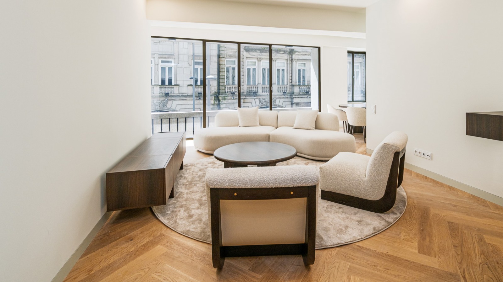 Zwei-Schlafzimmer-Wohnung mit Balkon zu verkaufen im Porto, Portugal_368997