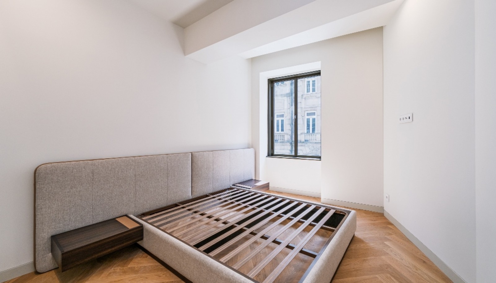Zwei-Schlafzimmer-Wohnung mit Balkon zu verkaufen im Porto, Portugal_369004
