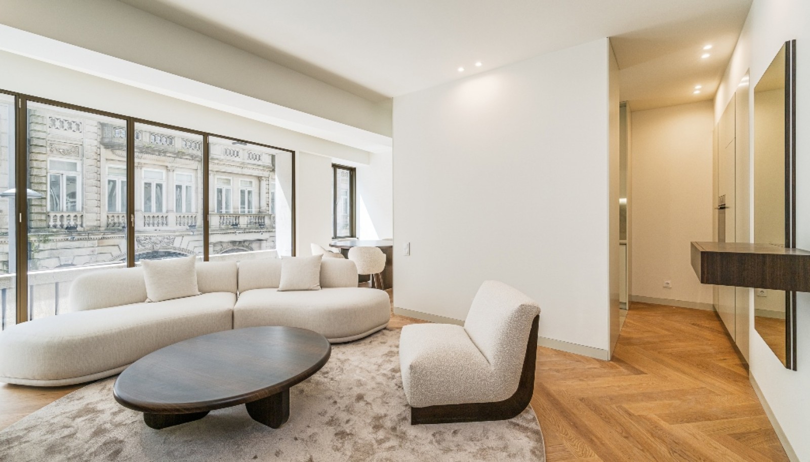 Encantador piso de 3 dormitorios con balcón en venta en Oporto, Portugal_369042