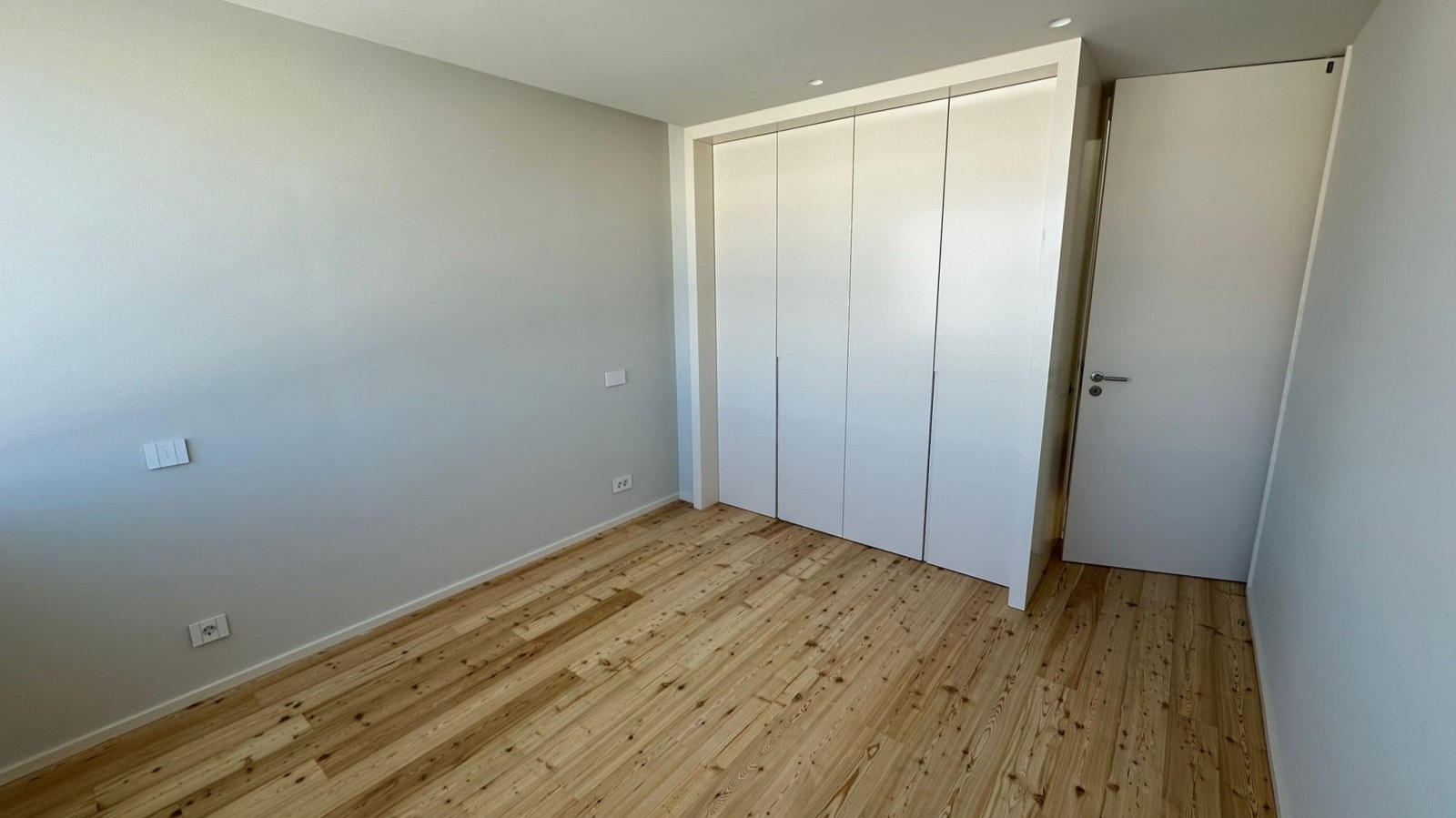 Vier Schlafzimmer Villa mit meerblick zu verkaufen in Canidelo, Portugal_369115