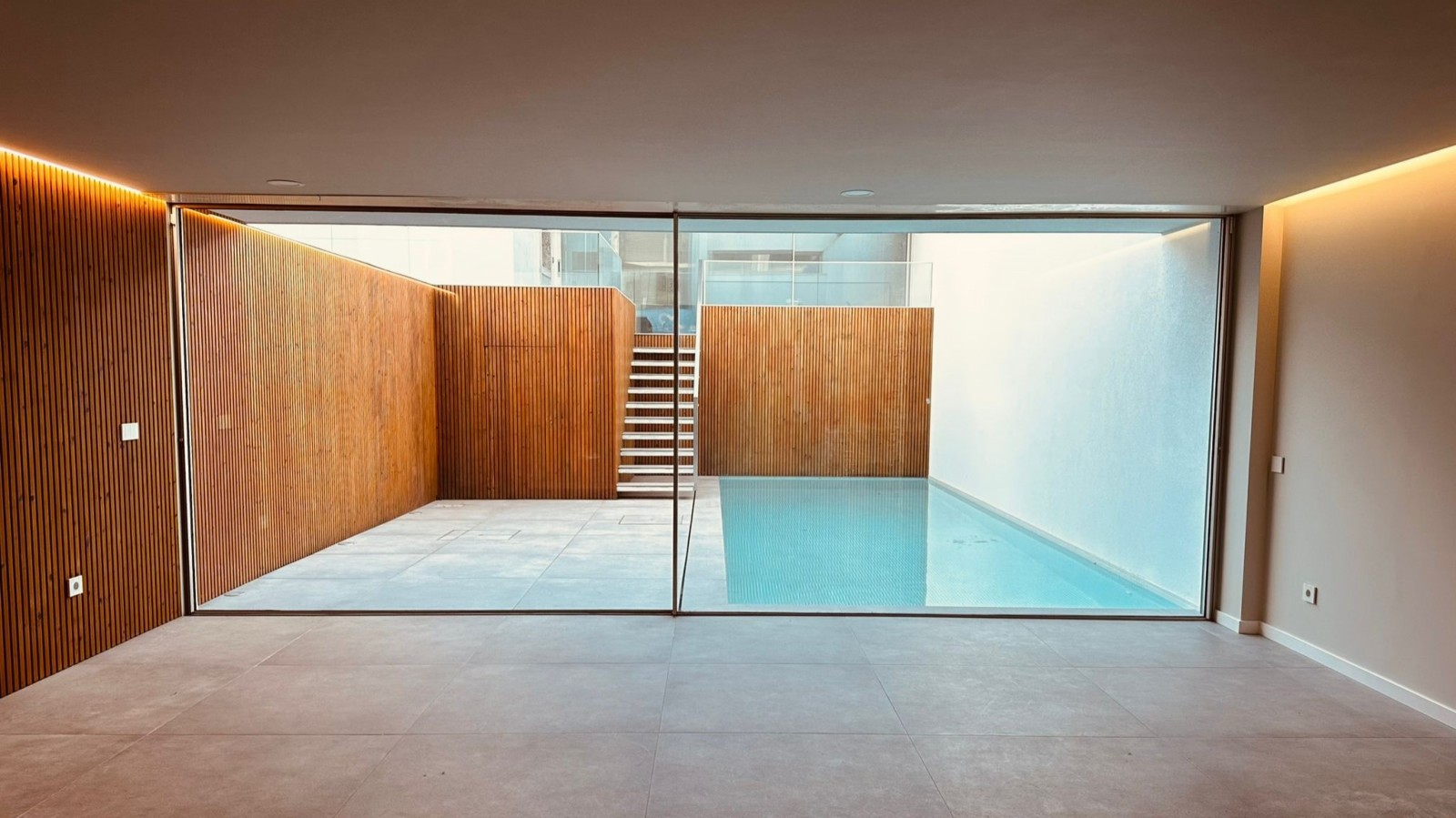 Vier Schlafzimmer Villa mit meerblick zu verkaufen in Canidelo, Portugal_369121