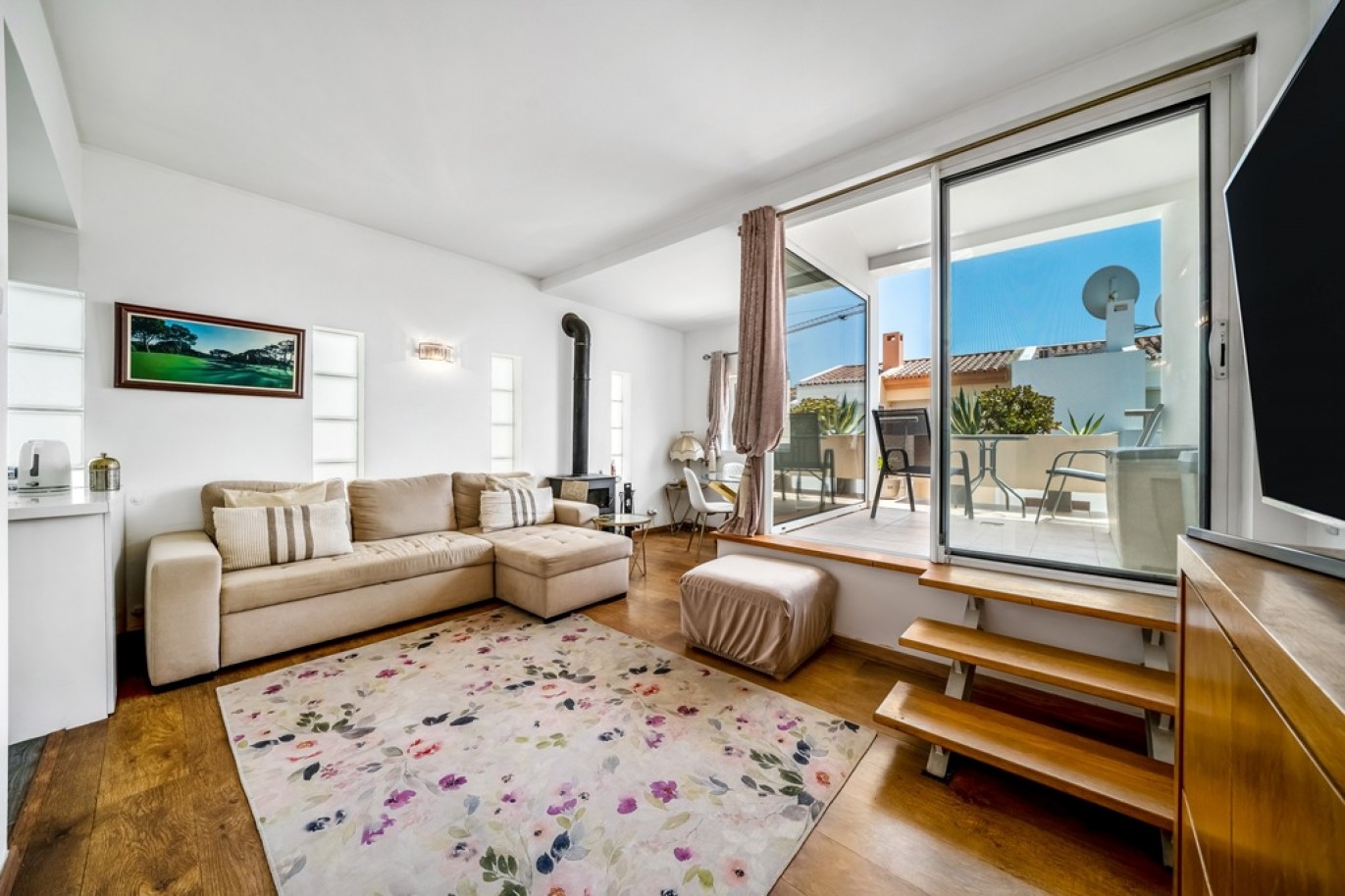Apartamento T2 com vista mar para venda em Carvoeiro, Algarve_369151