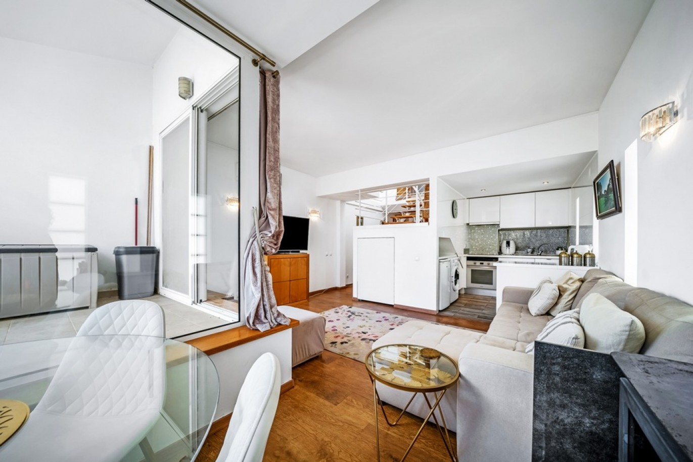 Apartamento T2 com vista mar para venda em Carvoeiro, Algarve_369153