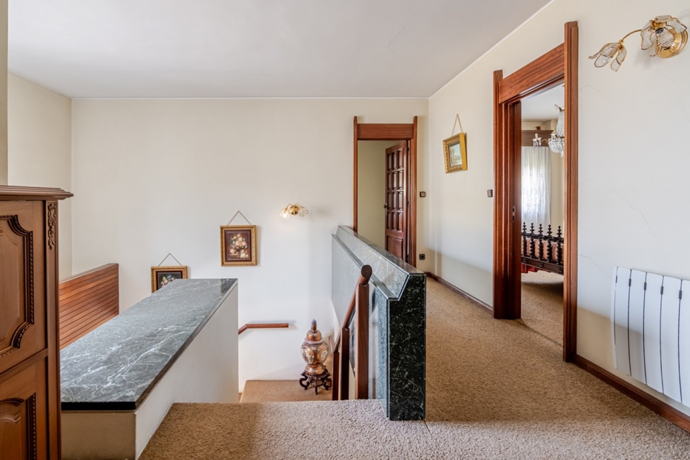 3+1 bedroom villa with garden for sale in Boavista, Porto, Portugal_369234