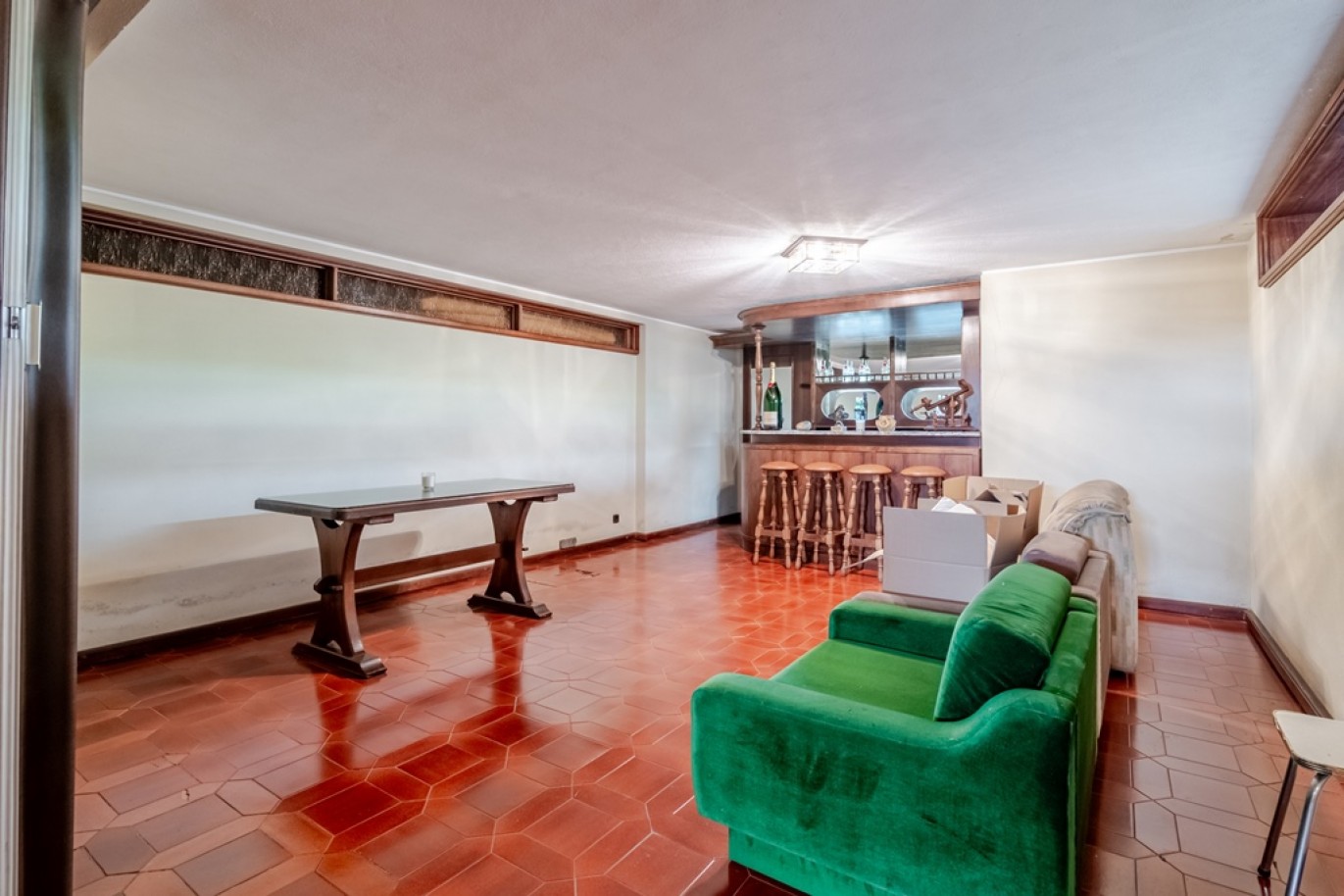 3+1 bedroom villa with garden for sale in Boavista, Porto, Portugal_369248
