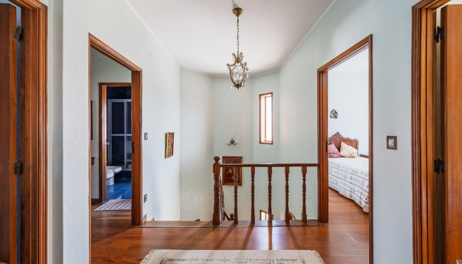 Five bedroom villa with garden for sale in Canidelo, Gaia, Portugal_369577