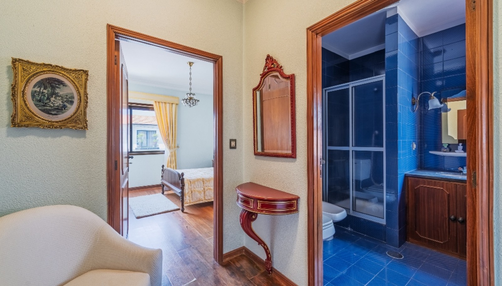 Five bedroom villa with garden for sale in Canidelo, Gaia, Portugal_369579
