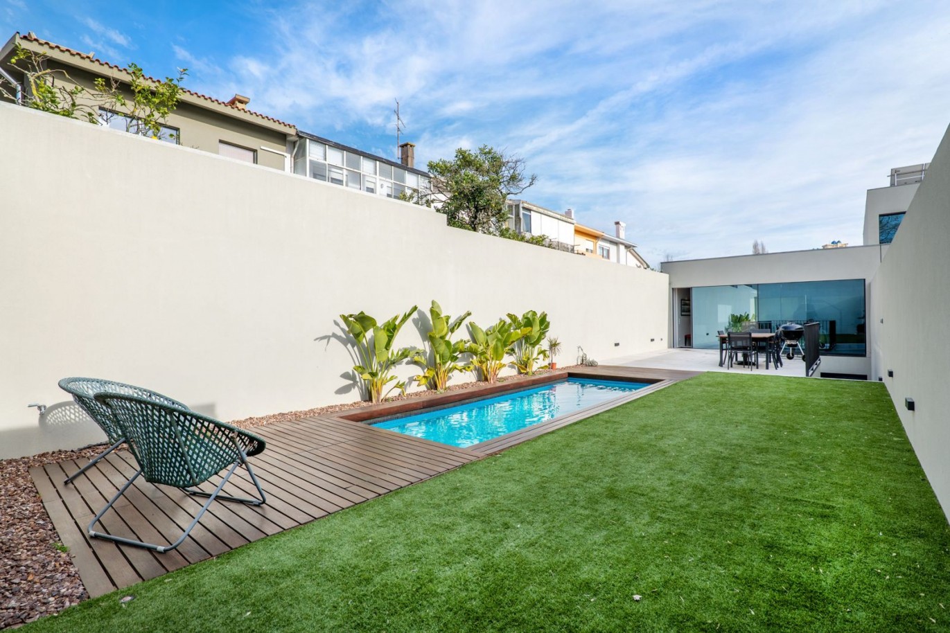 Villa de 3+1 dormitorios con jardín y piscina en venta Porto, Portugal_369791