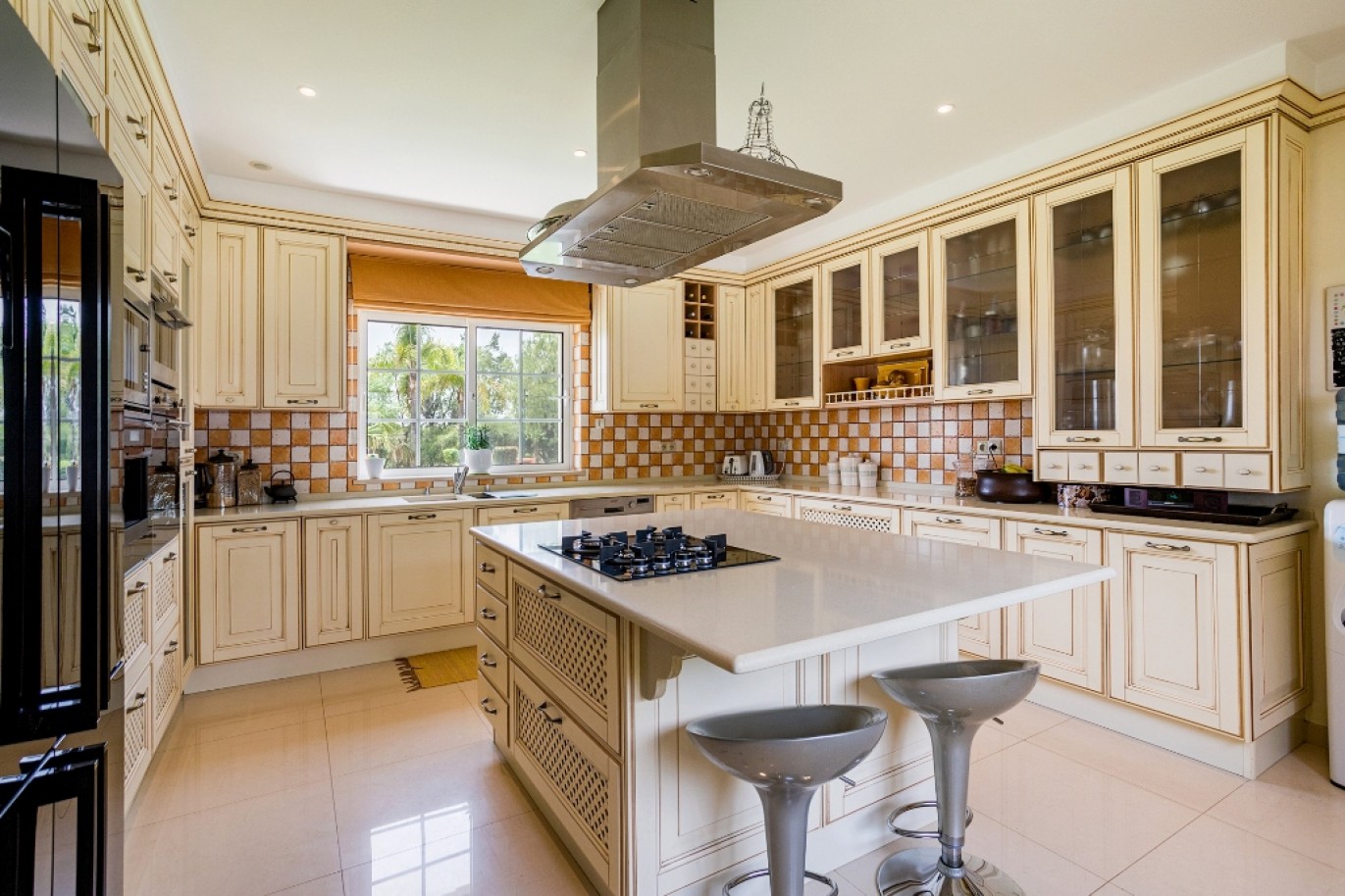 Fantastique Villa de 4 chambres, avec terrain de golf, à vendre à Olhão, Algarve_369932