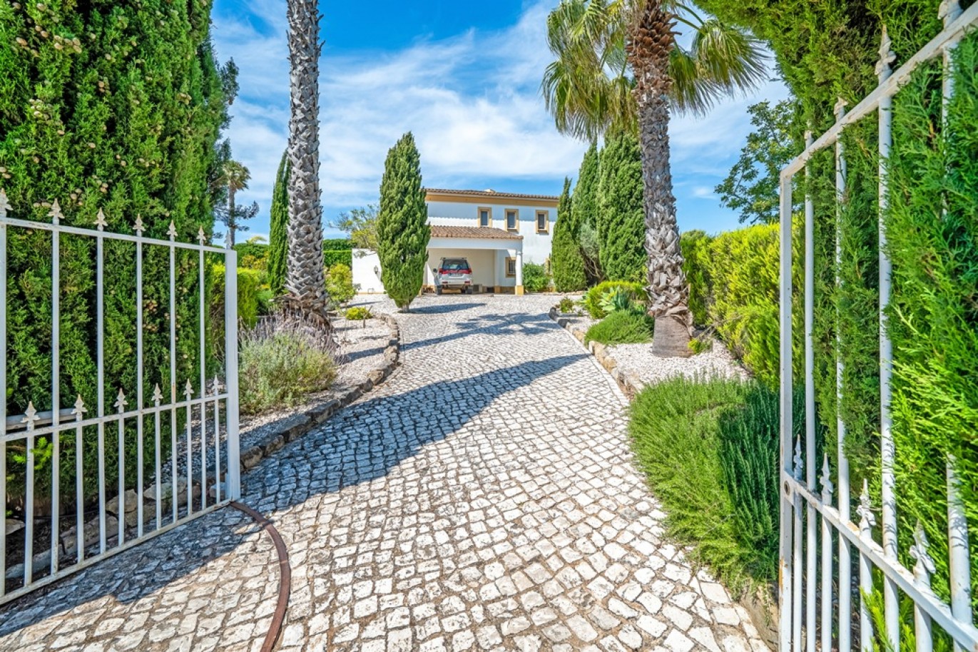 4-Bedroom Villa with pool and views for sale Lagos, Algarve, Portugal_369970