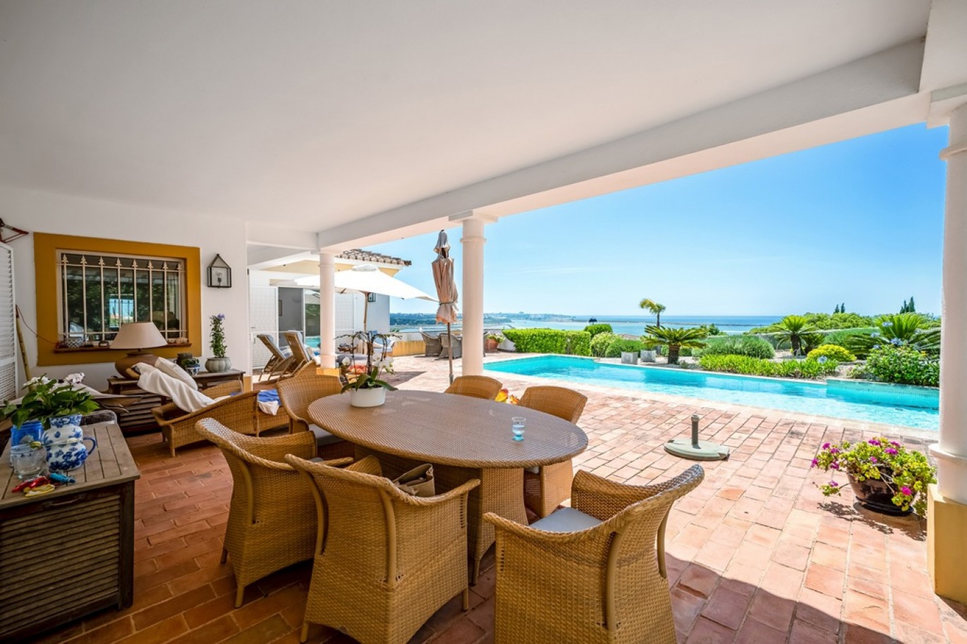 4-Bedroom Villa with pool and views for sale Lagos, Algarve, Portugal_369989