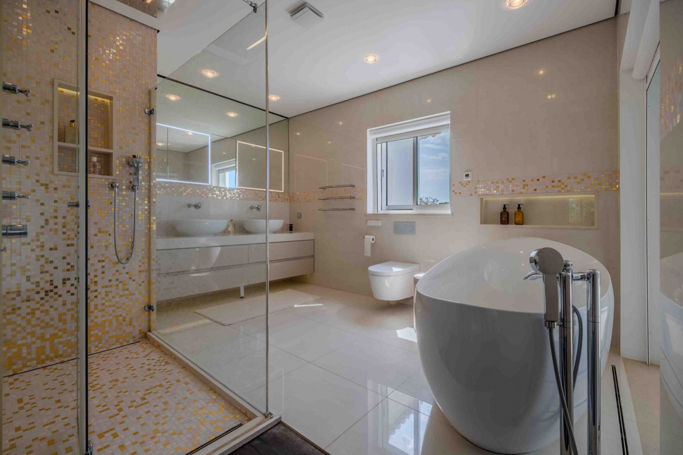 Luxury Private Estate, for sale in Golden Triangle, Algarve, Portugal_370018
