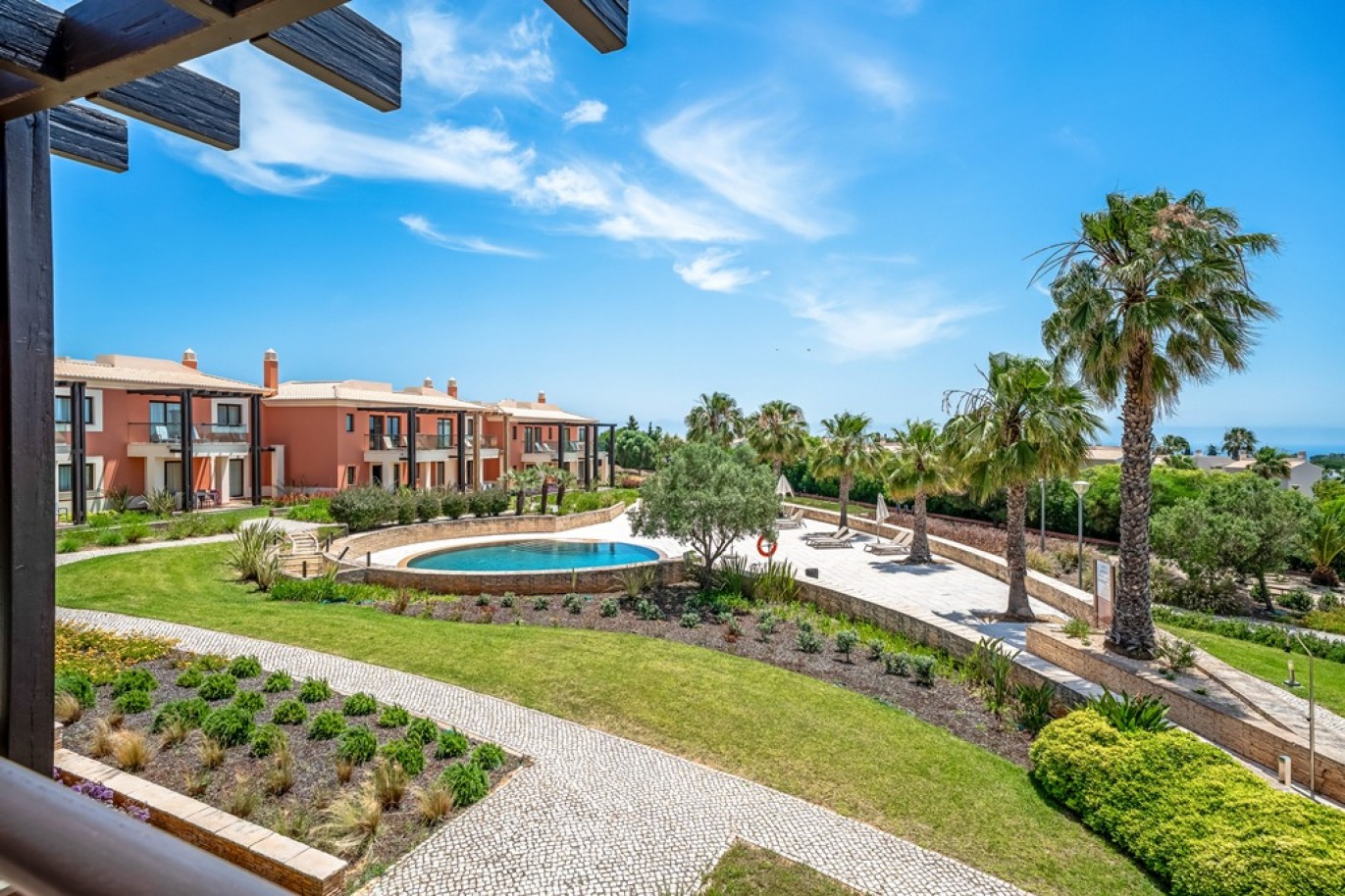 Moradia em empreendimento turístico, para venda em Carvoeiro, Algarve_370164