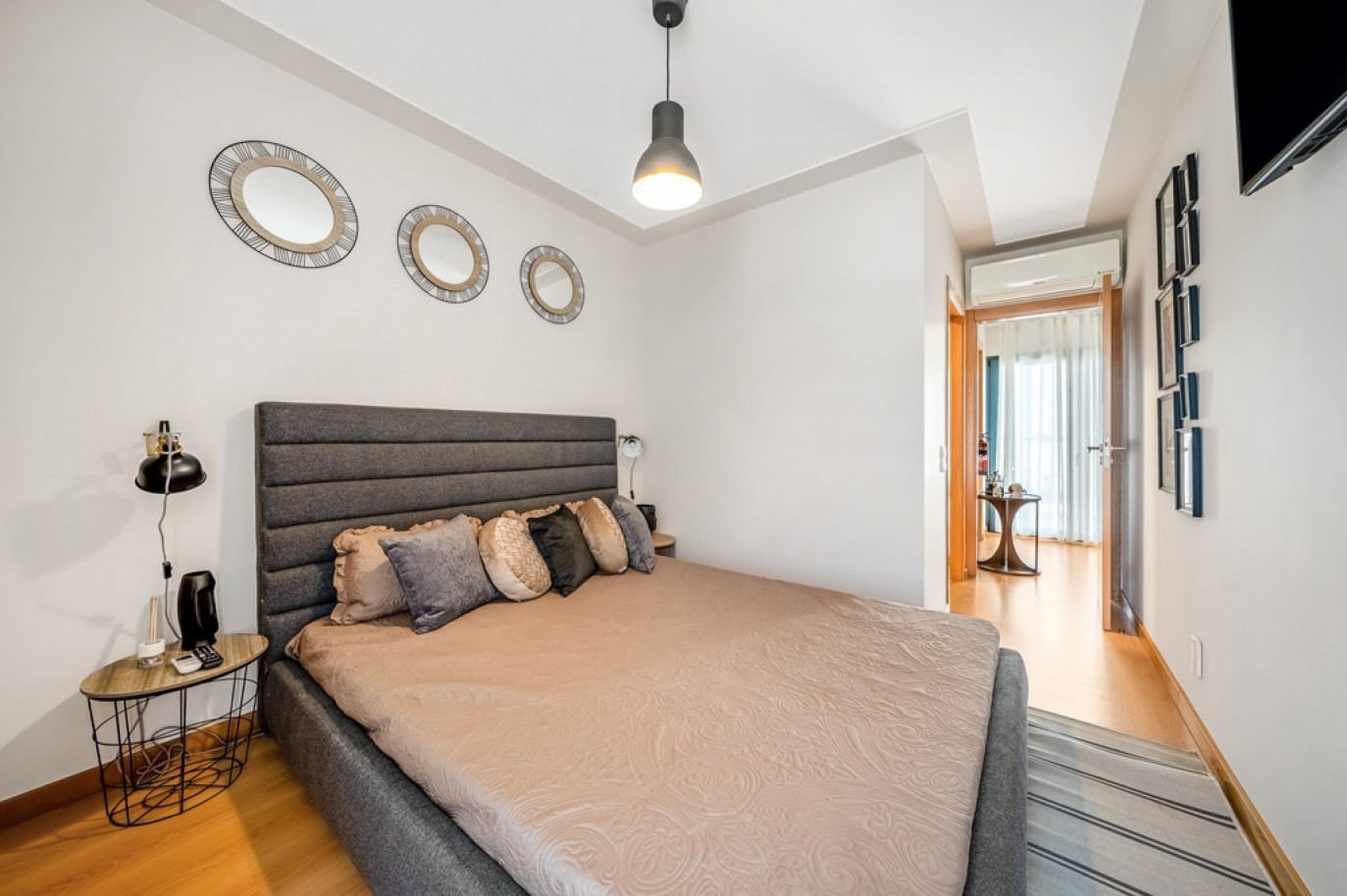 Villa adosada de 5 dormitorios con piscina en venta en Vilamoura, Algarve_370246