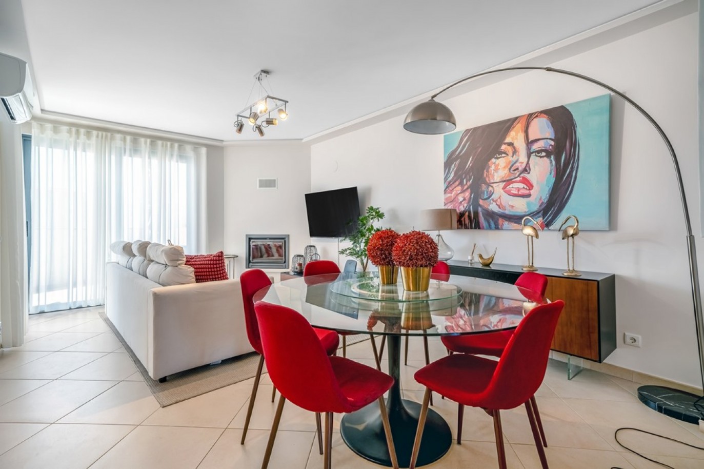 Villa adosada de 5 dormitorios con piscina en venta en Vilamoura, Algarve_370258