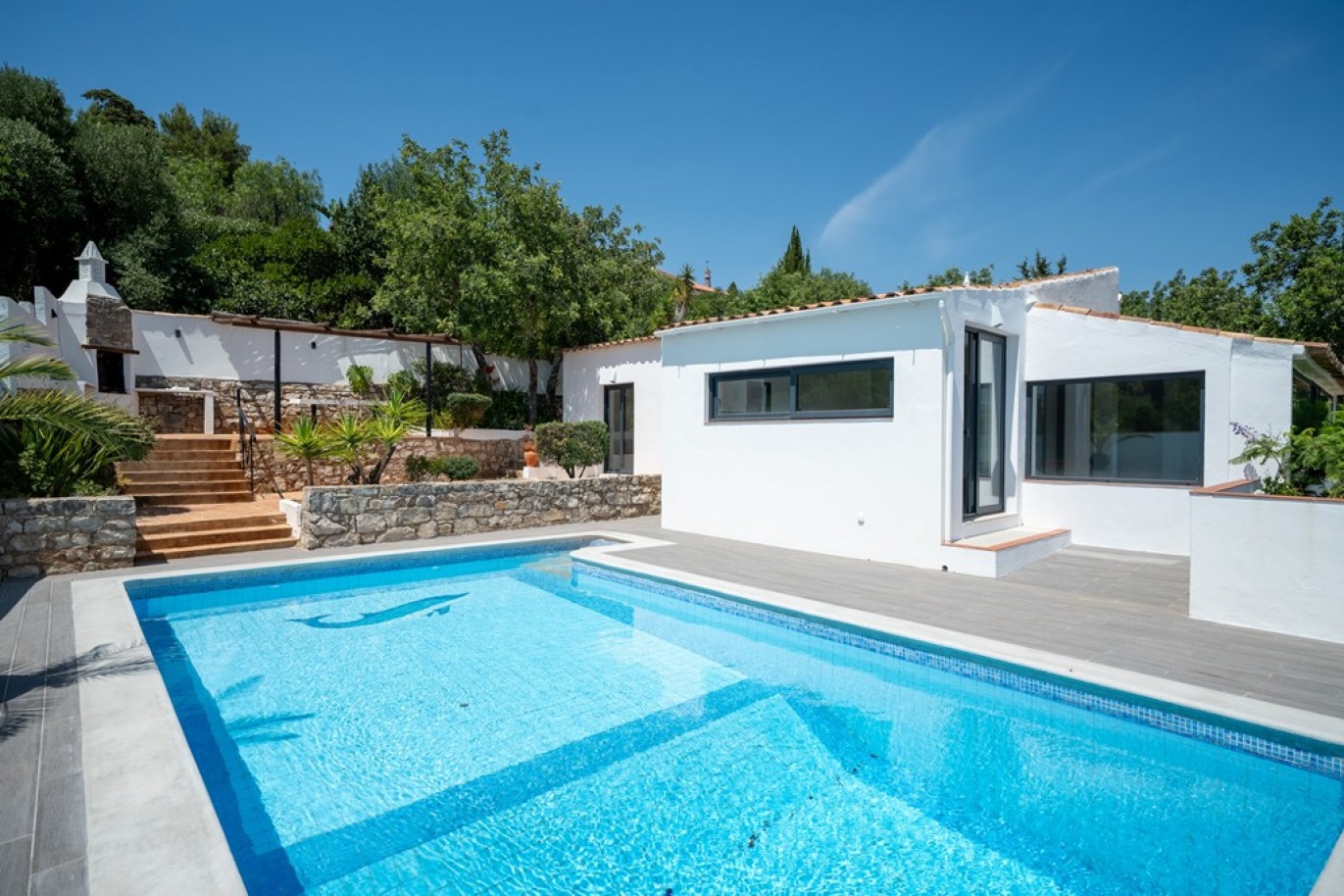 3 Schlafzimmer Villa mit Meerblick und Pool, zu verkaufen in Santa Barbara, Algarve_371009