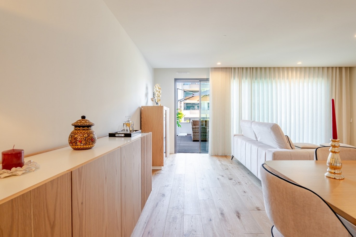 Apartamento T3 com amplo terraço à venda na Madalena em Gaia, Portugal_371409