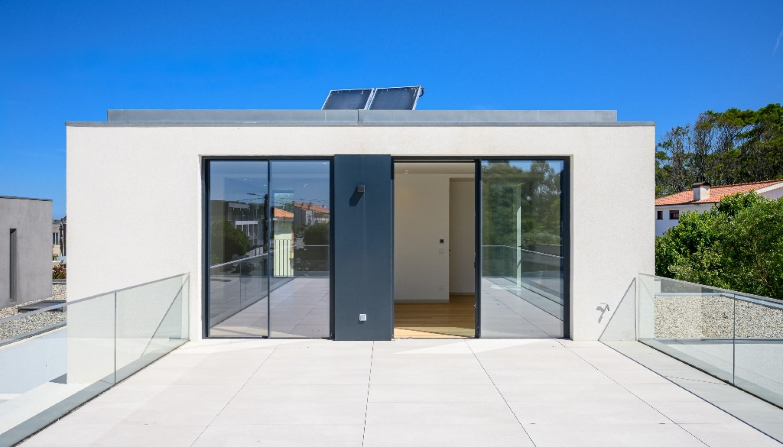 4+1 bedroom villa with ocean views, pool and garden in Gaia, Portugal_371462