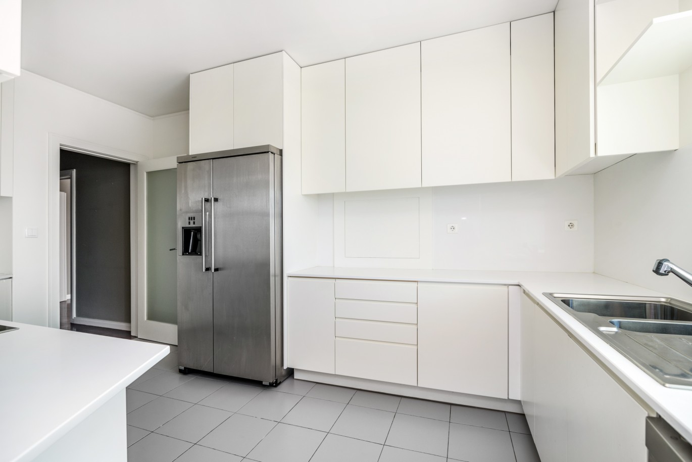 1. Linie Meer Wohnung zu verkaufen, in Matosinhos Sul, Portugal_371973
