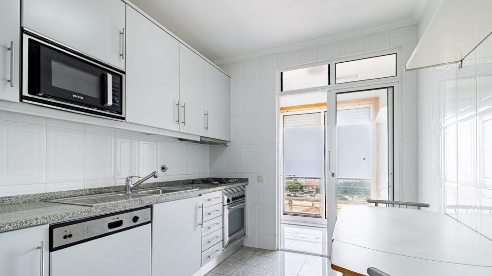 Apartamento T2 com vistas de mar e varanda na Granja, Vila Nova de Gaia_375075