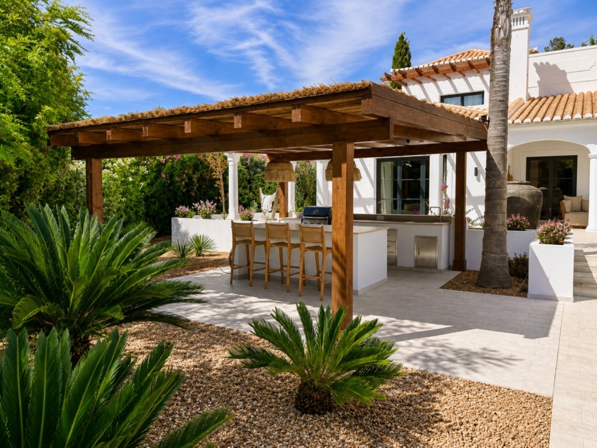 Villa mit Pool und Garten zu verkaufen in Carvoeiro, Algarve, Portugal_375539