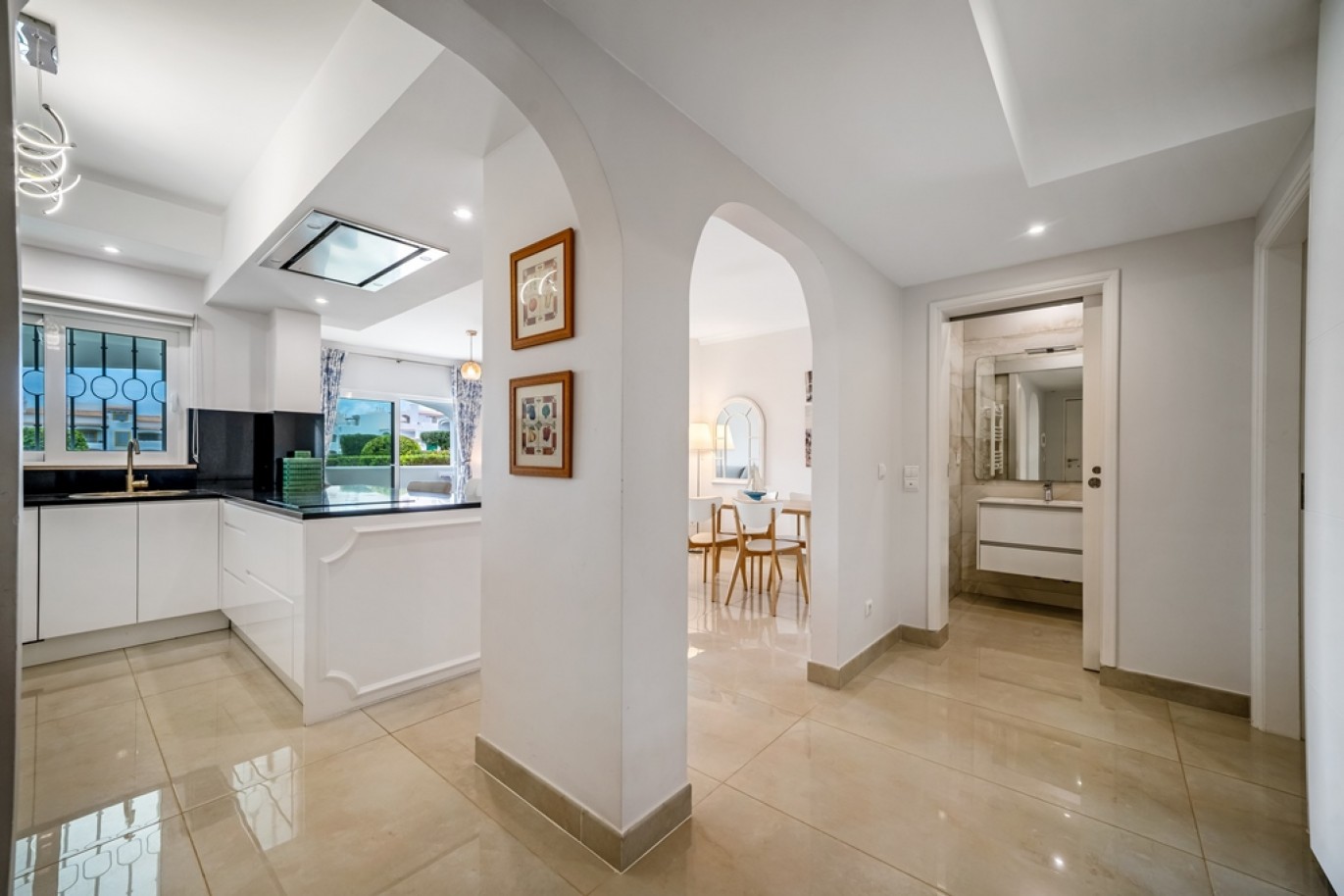Apartamento 2 quartos, à venda em Vilamoura, Algarve, Portugal_375701