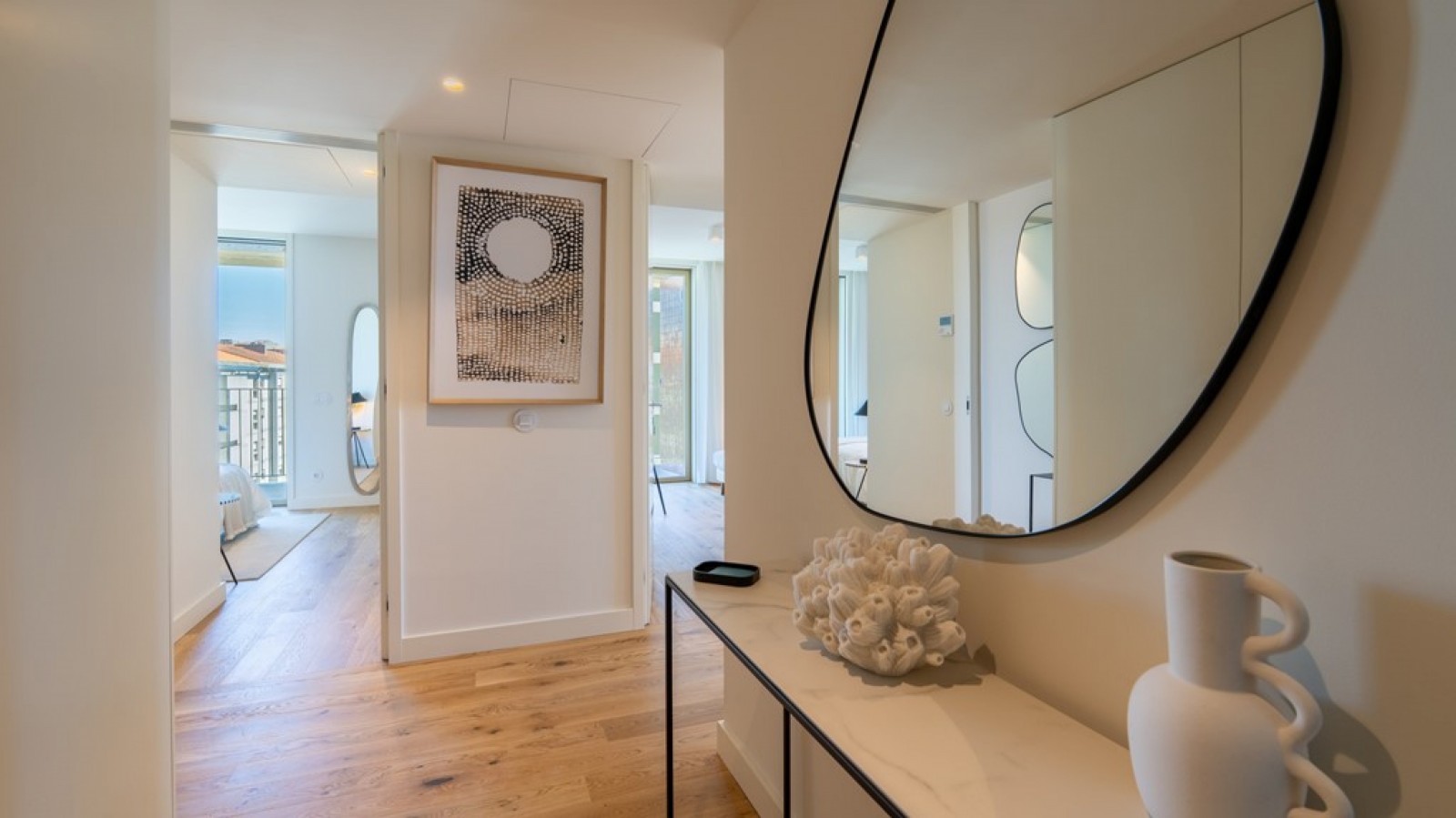 Fernão Magalhães 127: 2 bedroom apartment for sale in the center of Porto_376239