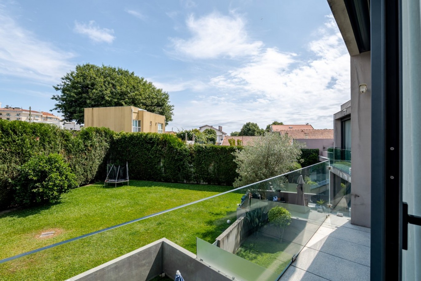 Moradia V4 com jardim à venda em Paranhos no Porto_377501